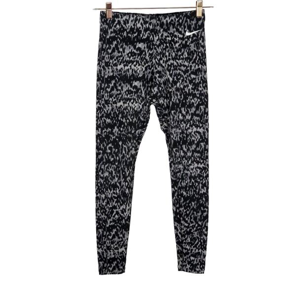Nike Gray Leopard Print Leggings High Rise Small Animal Print Size Small - Picture 1 of 5
